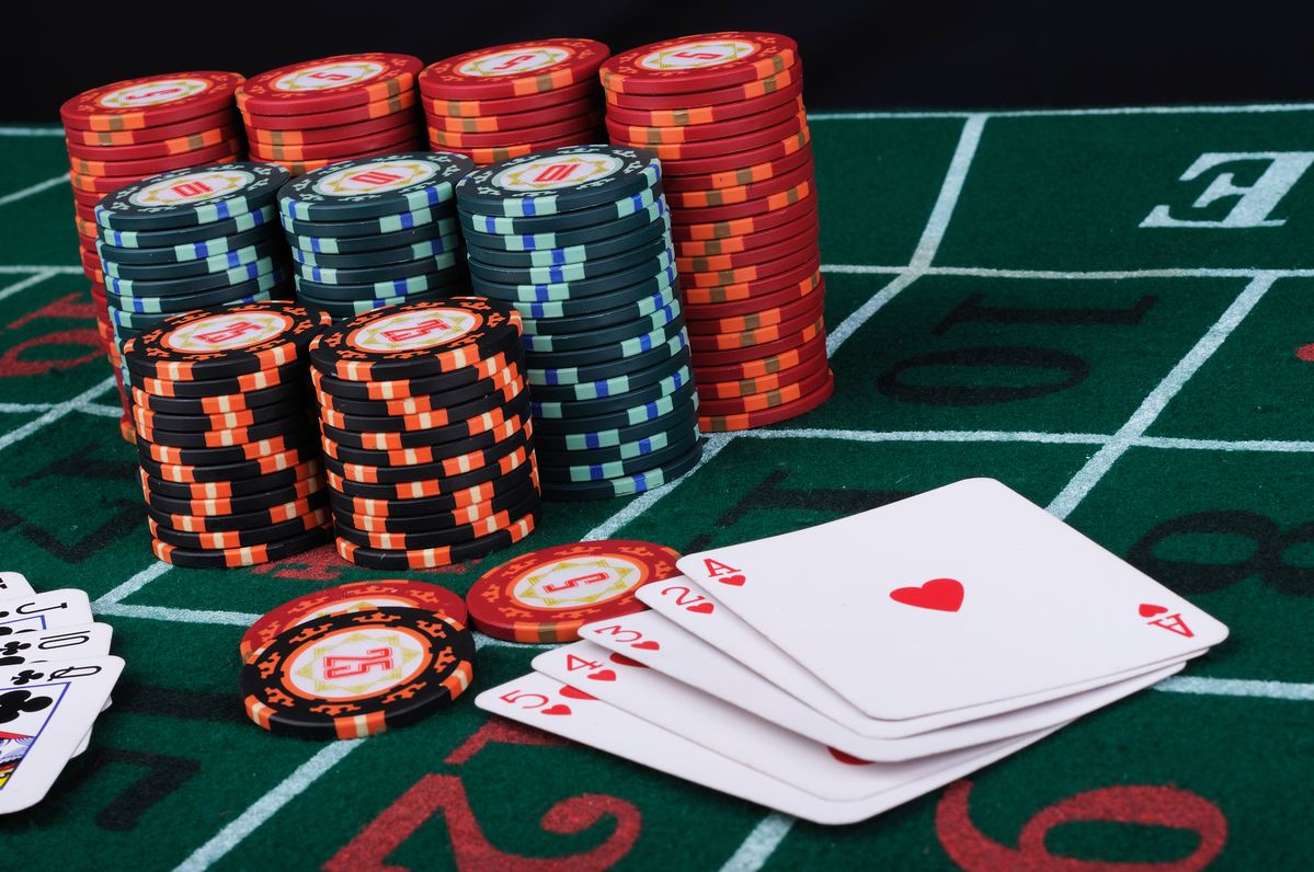 Vegas Infinite کھلاڑیوں کے لیے لائیو کیسینو سیکشن